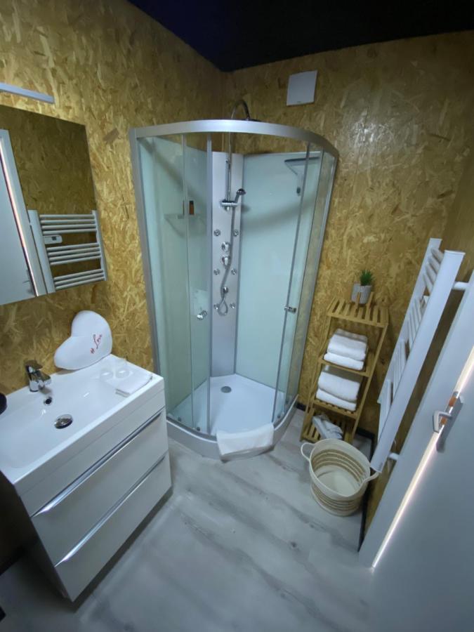 Mini Love Room Jacuzzi Privatif Urimenil エクステリア 写真