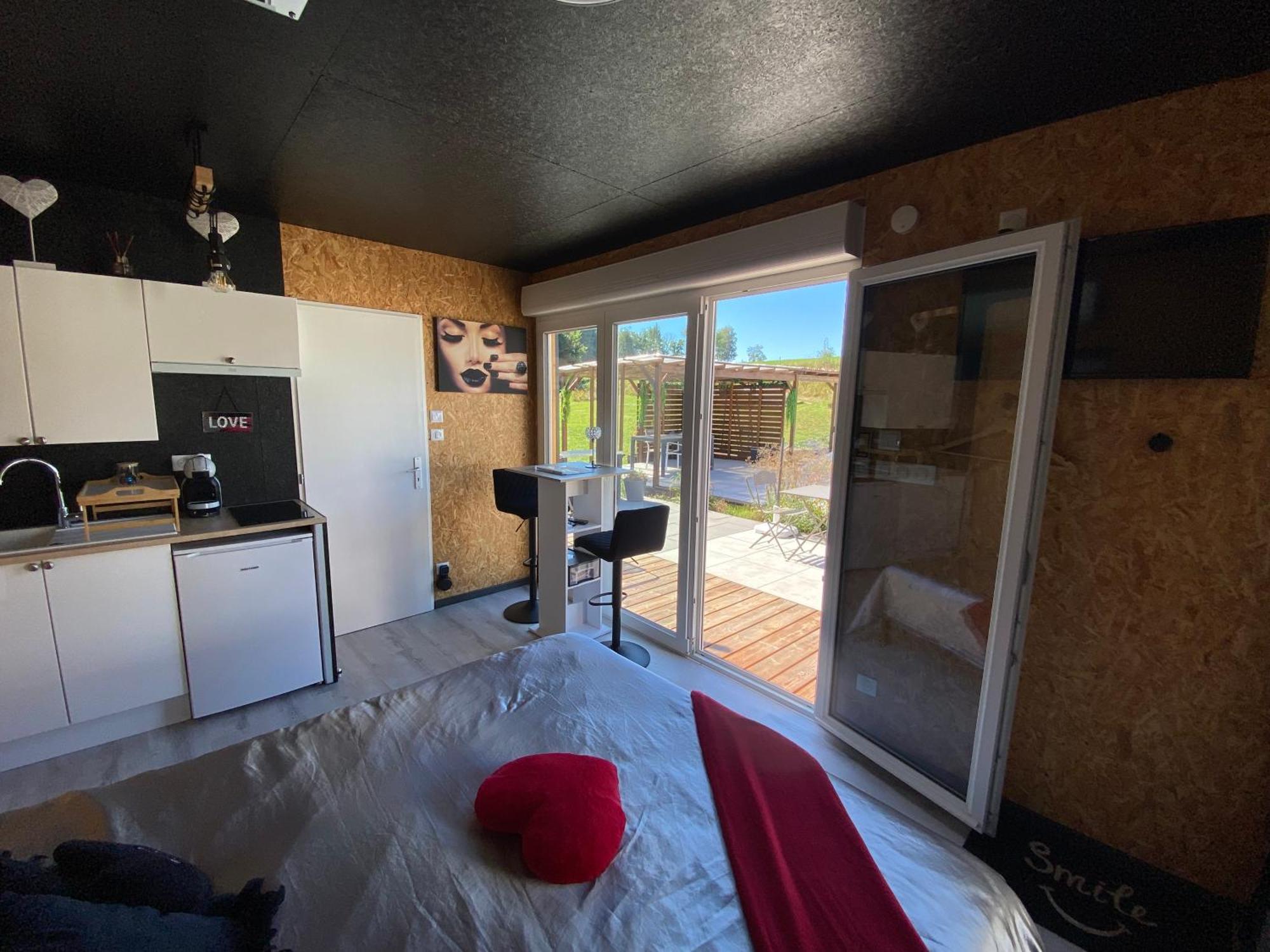 Mini Love Room Jacuzzi Privatif Urimenil エクステリア 写真